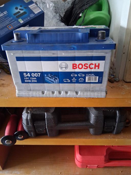 Vehicles - Photos for BOSCH car battery, barely used like new.
