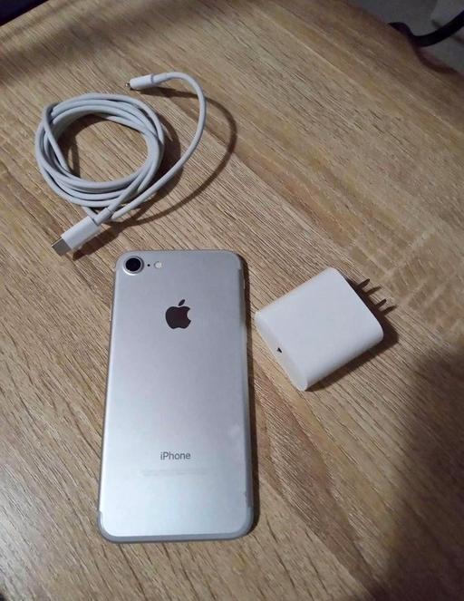 Buy & Sell Loxford East London - Photos for iPhone 7 128gb Unlocked