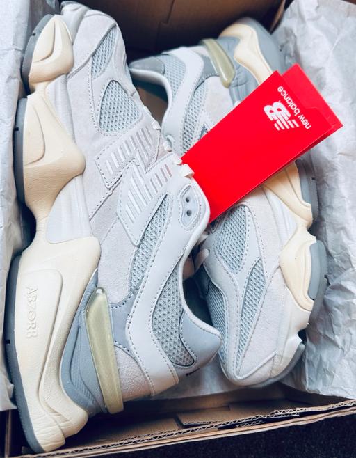 Buy & Sell Paddock Kirklees - Photos for New balance 9060