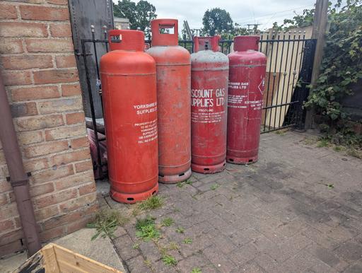 Buy & Sell Rawcliffe Bridge East Riding of Yorkshire - Photos for empty propane gas bottles