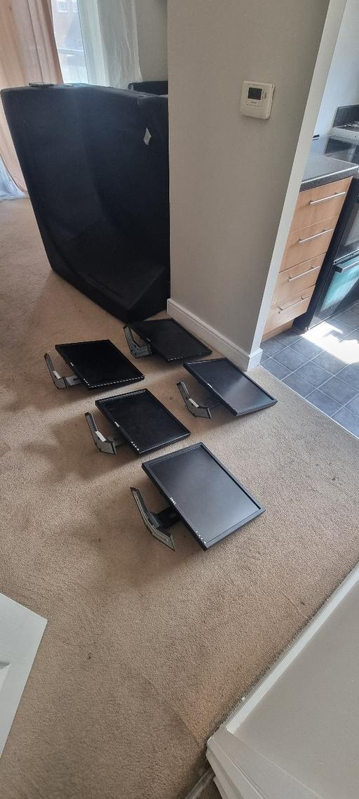 Buy & Sell Goodmayes East London - Photos for x5 Dell PC monitors