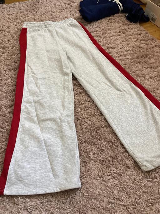 Buy & Sell Cricklewood North West London - Photos for Trousers