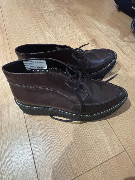 Buy & Sell Brentford Hounslow - Photos for Leather Lace-Up Ankle Boots-dark brown