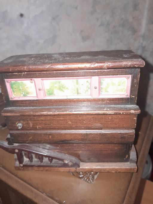 Buy & Sell Netherton Dudley - Photos for old music box had years