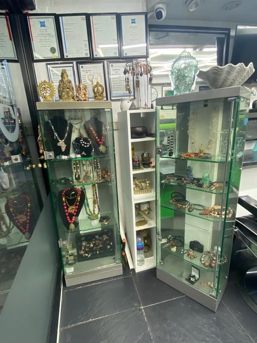 Buy & Sell East Ham East London - Photos for Clear Glass & Silver Shop Display Cabinet