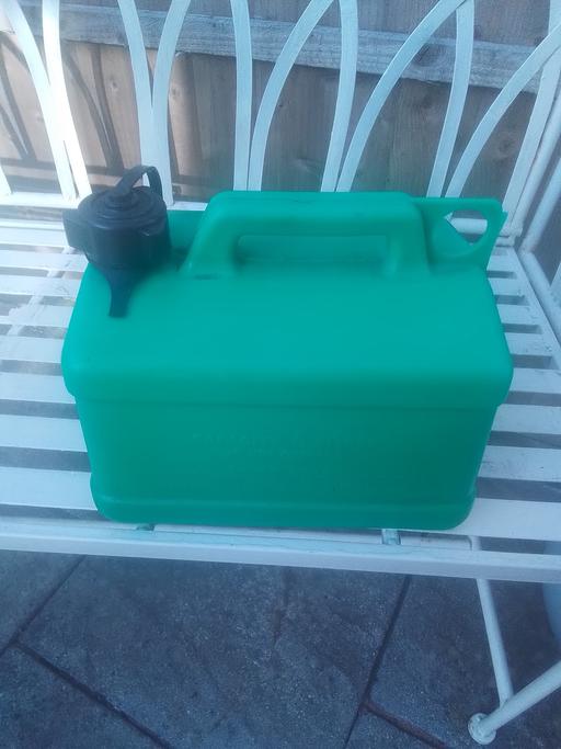 Buy & Sell Aldridge Walsall - Photos for 5 LITRE GREEN PETROL CAN