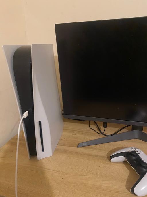 Buy & Sell Cambridge Heath East London - Photos for Ps5 disc version with LG monitor 27 inch