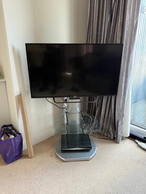 Buy & Sell Becontree Heath East London - Photos for Sony TV & Separate Stand