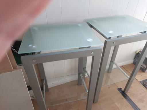 Buy & Sell Upton Wakefield - Photos for TABLES
