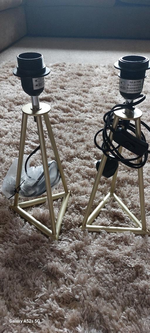 Buy & Sell Upton Wakefield - Photos for Lamp stands x2