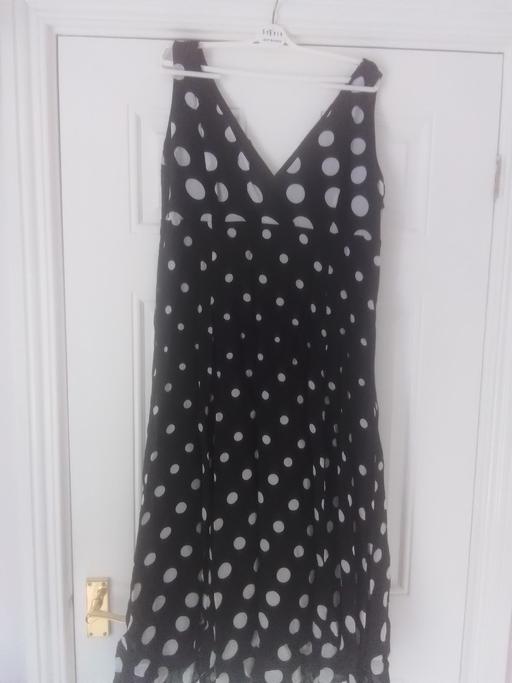 Buy & Sell Aldridge Walsall - Photos for DEBENHAMS COLLECTION DRESS