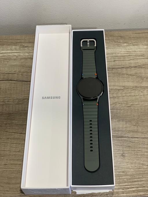 Buy & Sell Old Kent Road South East London - Photos for Samsung Watch 7