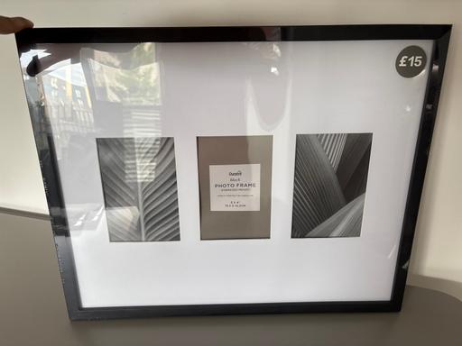 Buy & Sell - Photos for Black photo frame, 48cm x 39cm