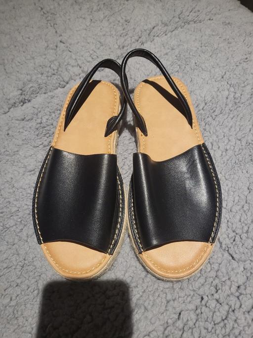 Buy & Sell Upper Holloway North London - Photos for sandals