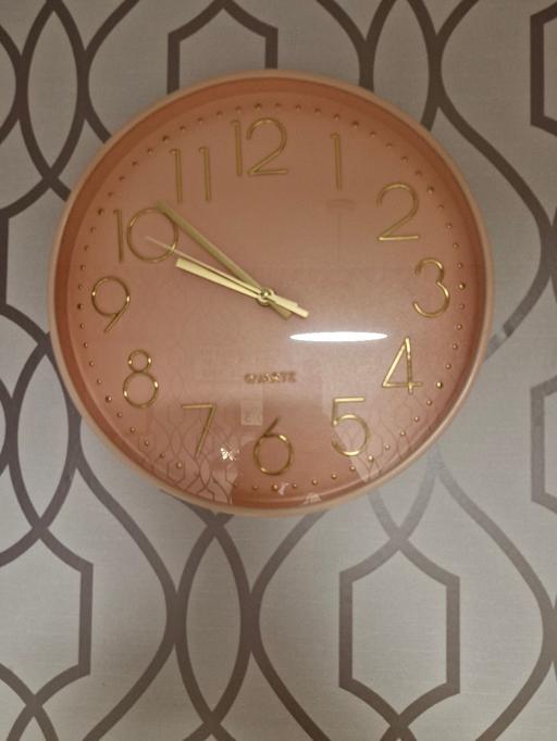 Buy & Sell Wednesfield Wolverhampton - Photos for Rose gold/ pink wall clock