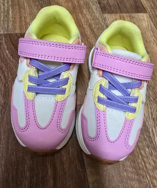 Buy & Sell Weoley Castle Birmingham - Photos for size 5 NEXT baby girls trainers