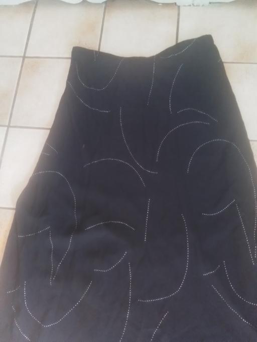 Buy & Sell Streetly Walsall - Photos for M/S FULLY LINED SKIRT