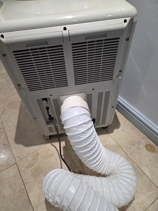 Buy & Sell Wapping East London - Photos for Air conditioning unit