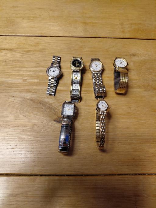 Buy & Sell Shirley South East London - Photos for JOB LOT OF WOMENS VINTAGE WATCHES.