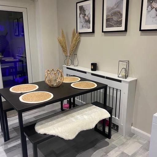 Buy & Sell Plumstead South East London - Photos for Bench dining table