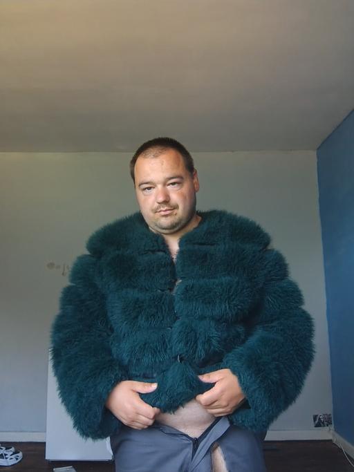 Buy & Sell Saint Albans St. Albans - Photos for Green Fur Coat