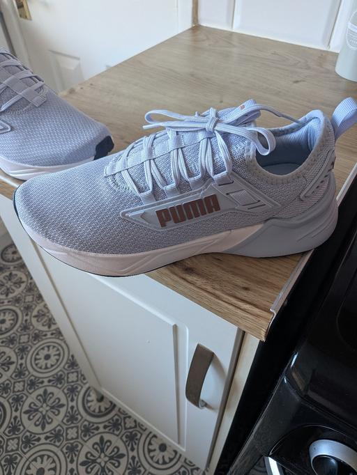 Buy & Sell Southwick Sunderland - Photos for puma trainers