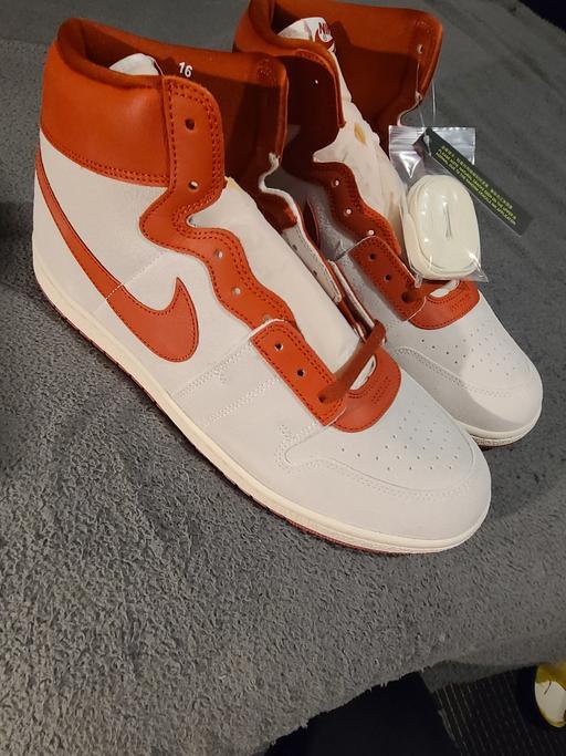 Buy & Sell Walsall Town Centre Walsall - Photos for Mens Size 16 Nike Trainers