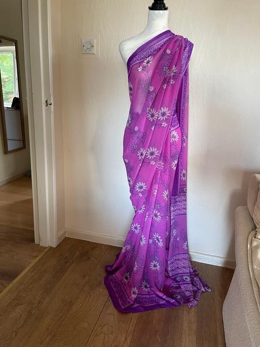 Buy & Sell Harborne Birmingham - Photos for Pink and purple sari
