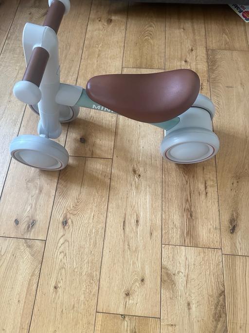 Buy & Sell Paddock Wood Tunbridge Wells - Photos for Baby tricycle