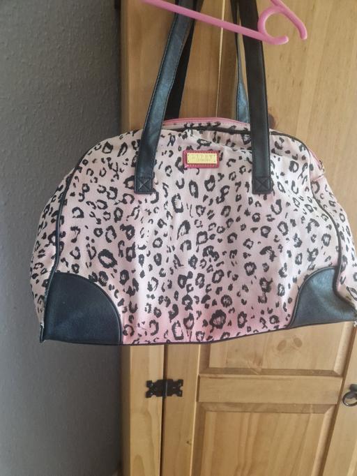 Buy & Sell Aylestone Leicester - Photos for lipsy handbag