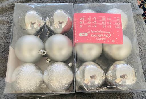 Buy & Sell Yardley Birmingham - Photos for Silver Christmas baubles