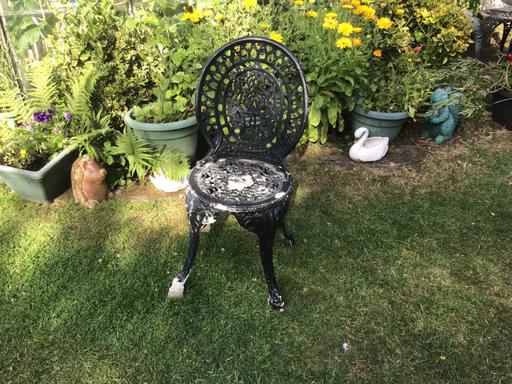 Buy & Sell Essington Wolverhampton - Photos for Heavy cast aluminium chair