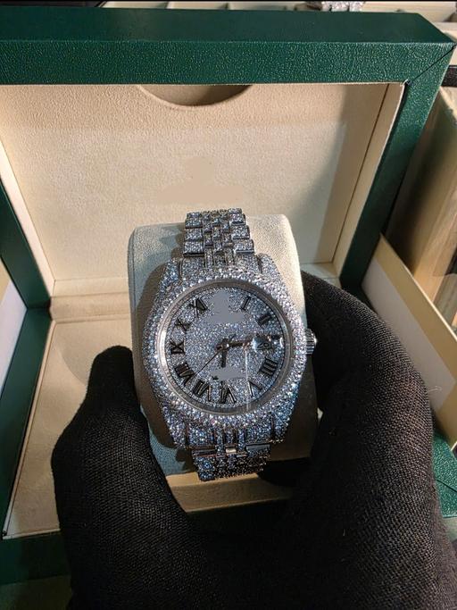Buy & Sell Ravenscourt Park Station Hammersmith and Fulham - Photos for Custom VVS Moissanite Men's Watch