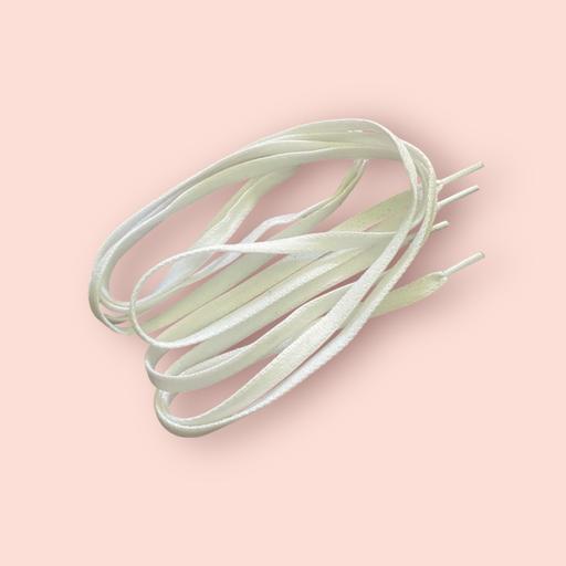 Buy & Sell Notting Hill West London - Photos for Fresh white Laces 131cm