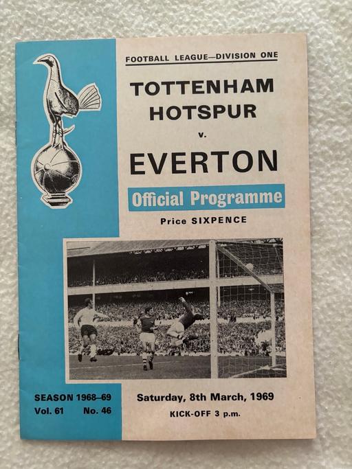 Buy & Sell Muxton Telford and Wrekin - Photos for Tottenham Hotspur v Everton programme 1969