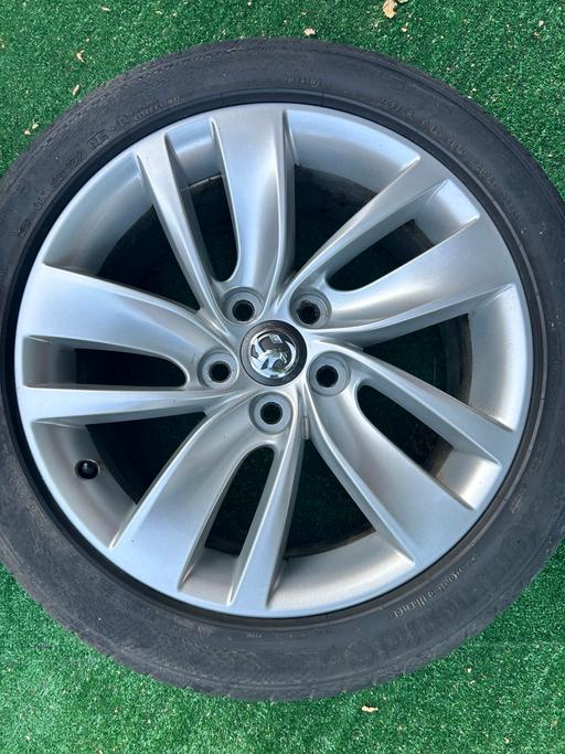 Vehicles Cheshunt Broxbourne - Photos for Vauxhall Insignia Alloy Wheels