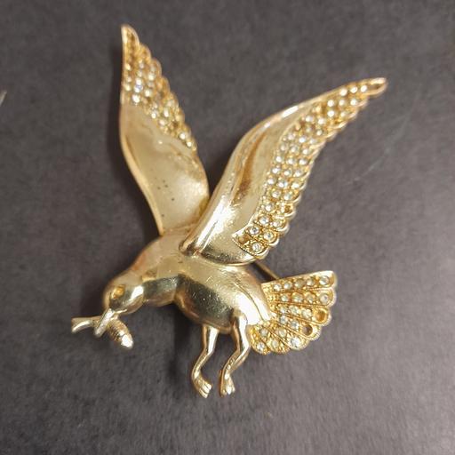 Buy & Sell Preston South Ribble - Photos for VINTAGE SEAGULL BROOCH