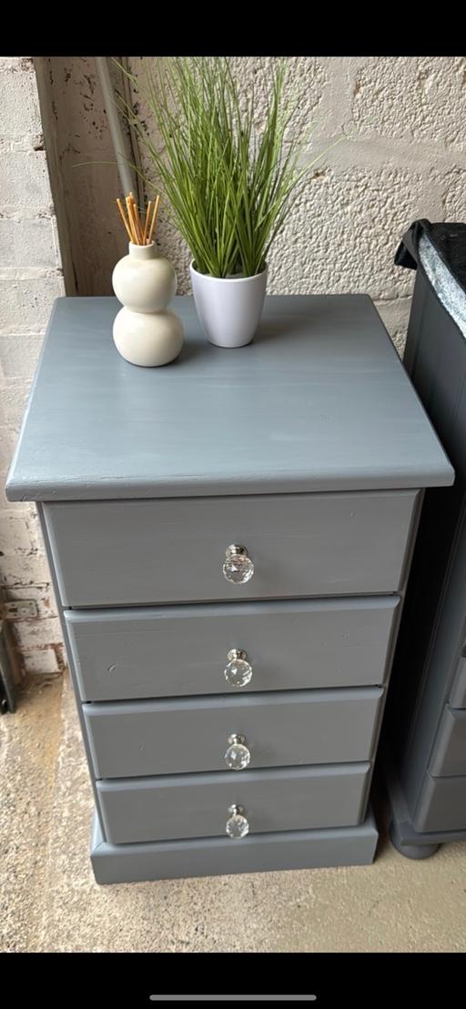 Buy & Sell Hoobrook Wyre Forest - Photos for X1 pine bedside table