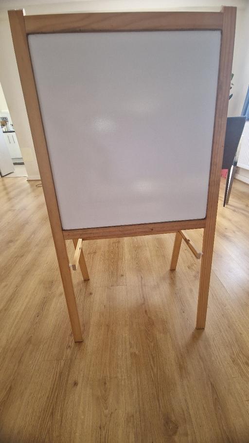 Buy & Sell Ilford Redbridge - Photos for IKEa easel black/white board