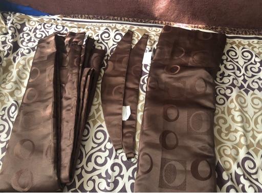 Buy & Sell East India East London - Photos for Long curtain with tiebacks