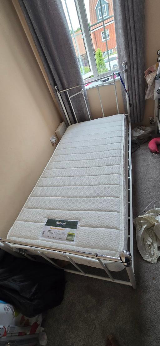 Buy & Sell Pontyclun Rhondda Cynon Taf - Photos for Argos home Single Metal bed frame