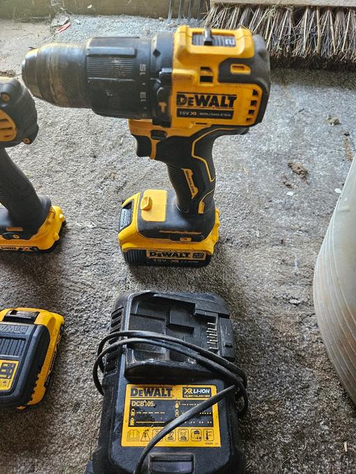 Buy & Sell Birmingham New Street Birmingham - Photos for dewalt twin drill set.