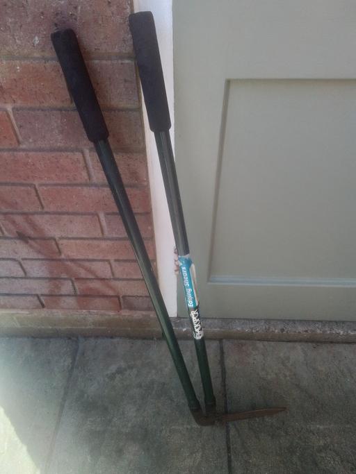 Buy & Sell Aldridge Walsall - Photos for BLACK SPUR LONG HANDLED EDGING SHEARS