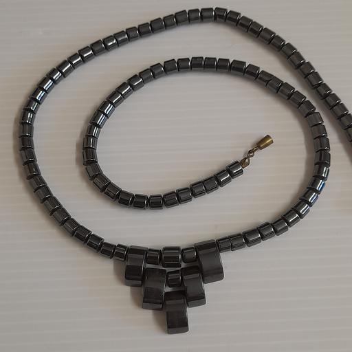 Buy & Sell Walton-Le-Dale South Ribble - Photos for VINTAGE HAEMATITE NECKLACE