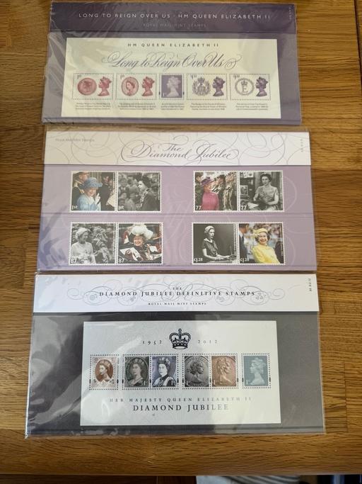 Buy & Sell Heath Hayes Cannock Chase - Photos for The Queen Stamp Presentation Packs