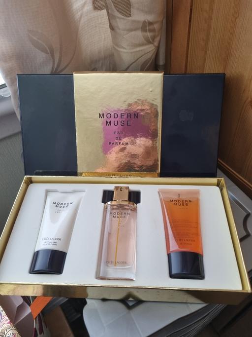 Buy & Sell Grangemouth Falkirk - Photos for perfume