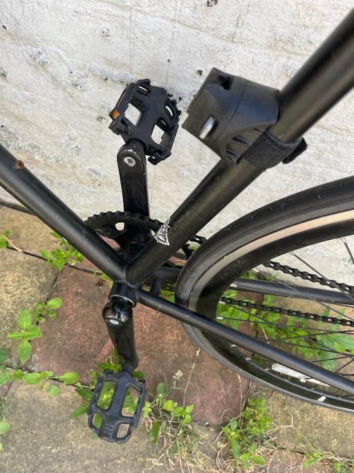 Buy & Sell Peckham South East London - Photos for Sleek single-speed black bicycle