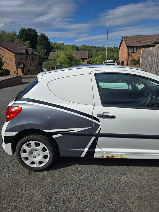 Vehicles Holly Hall Dudley - Photos for peugeot 207 van