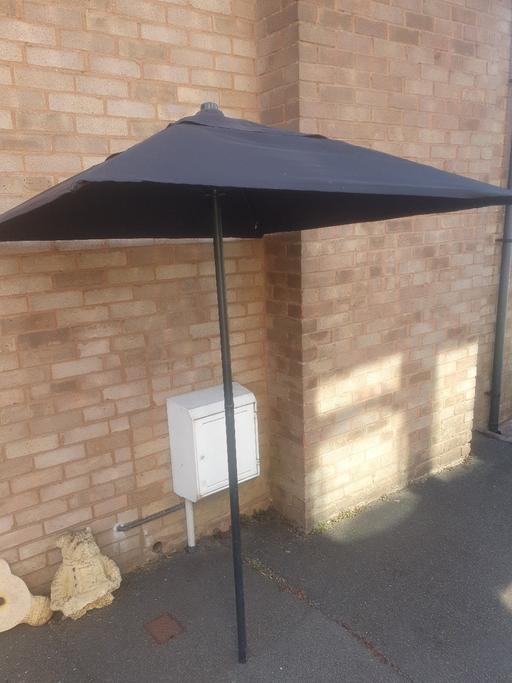 Buy & Sell Pensnett Dudley - Photos for 7ft x 7ft Black Parasol, VGC, Hardly Used,