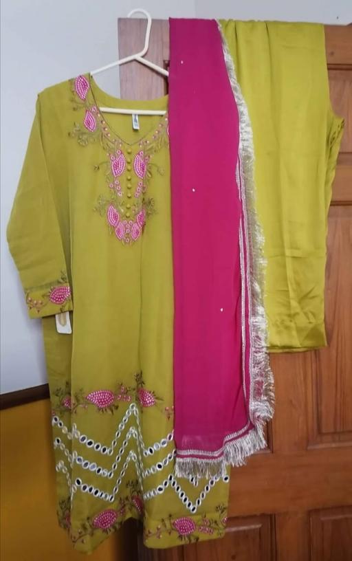 Buy & Sell Sparkbrook Birmingham - Photos for beautiful mehndi suit
